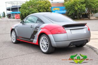 wrappsta.de-carwrapping-vollfolierung-audi_tt_-matt_metallic_gunmetal-carmin_red-glanz_schwarz-nardo_grau-08.jpg