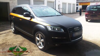 wrappsta.de_carwrapping-autofolierung_audi-q7_matt-schwarz_gold-orange_03.jpg