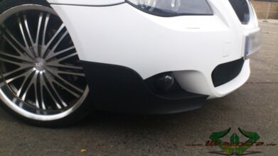 wrappsta.de_carwrapping-autofolierung_bmw-530i_matt-weiss_3d-carbon_15.jpg