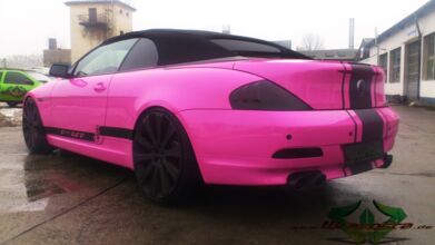 wrappsta.de_carwrapping-autofolierung_bmw-6_rosa-schwarz-leder_09.jpg