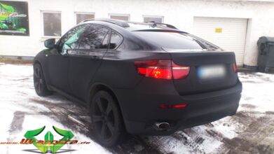 wrappsta.de_carwrapping-autofolierung_bmw-x6_ultra-matt-schwarz_glanz-schwarz-10.jpg