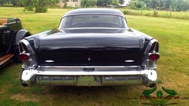 wrappsta.de_carwrapping-autofolierung_buick-roadmaster-1957_glanz-schwarz_12.jpg