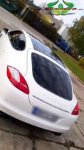 wrappsta.de_carwrapping-autofolierung_porsche-panamera_glanz-schwarz_04.jpg