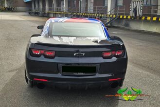 wrappsta.de-carwrapping-camaro-true_blood-blue_gem-white_pearl-metall_silver-04.jpg