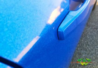 wrappsta.de-carwrapping-vollfolierung-opel_astra_j-blue_diamond-glanz_schwarz-21.jpg
