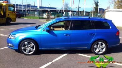 wrappsta.de_carwrapping-VW-Passat_matt-blue-metallic_12.jpg
