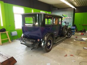 wrappsta.de_carwrapping-vollfolierung_Horch-1920_-Blue-gloss_12.jpg