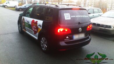 wrappsta.de_carwrapping-autofolierung_vw-touran_werbdedesign_08.jpg