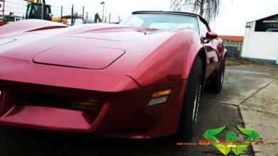 Corvette C3 Stingray - Dark Red Metallic