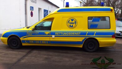 wrappsta.de_carwrapping_Mercedes-Binz_Krankentransportwagen_04.jpg