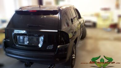 wrappsta.de_carwrapping-autofolierung_jeep-compass_glanz-weiss_02.jpg