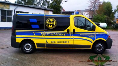 wrappsta.de_carwrapping-vollfolierung_Berlin_Renault-traffic_krankenwagen_08.jpg