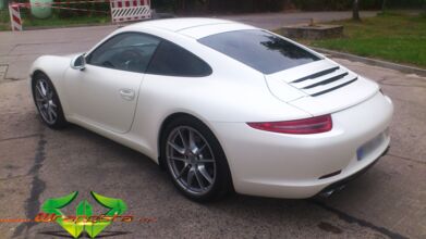 wrappsta.de_carwrapping_porsche-911-carrera-coupe_satin-pearl-white_07.jpg