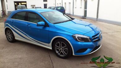 carwrapping_Mercedes-Aklasse_glanz-weiss_09.jpg