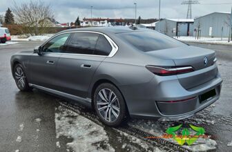 wrappsta.de-carwrapping-vollfolierung-bmw_7-matt_Anthrazit-02.jpg