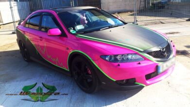 wrappsta.de_carwrapping-autofolierung_Mazda-6_pink_carbon_neongruen_13.jpg