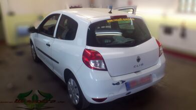 wrappsta.de_carwrapping-autofolierung_renault-clio_orange-metallic_01.jpg