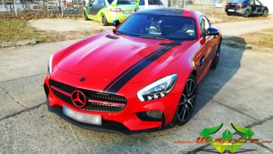 Mercedes Benz AMG GTS - Carmin Red - Glanz Schwarz