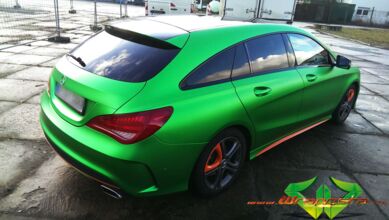 wrappsta.de_carwrapping-mercedes-cla_matte-green-chrome_10.jpg