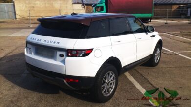 wrappsta.de_carwrapping-teilfolierung_range-rover_glanz-braun_dach_05.jpg