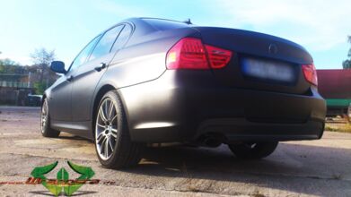 wrappsta.de_carwrapping-vollfolierung_BMW-e90_matt-schwarz_05.jpg