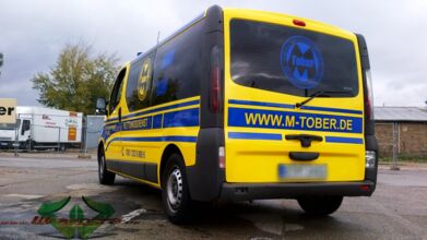 wrappsta.de_carwrapping-vollfolierung_Berlin_Renault-traffic_krankenwagen_10.jpg
