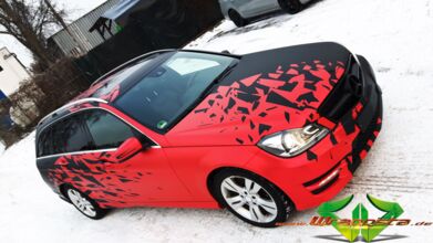 wrappsta.de_carwrapping-vollfolierung_Mercedes-c-klasse-frozen-red-chrome_09.jpg