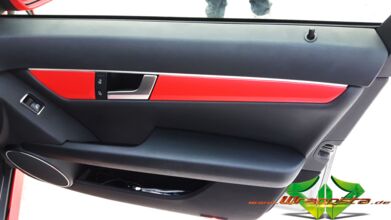 wrappsta.de_carwrapping-vollfolierung_Mercedes-c-klasse-frozen-red-chrome_13.jpg