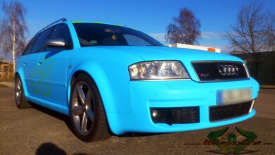 Audi RS6 - matt soft blue + matt neon green