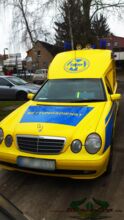 wrappsta.de_carwrapping_Mercedes-Binz_Krankentransportwagen_03.jpg