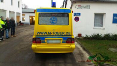 wrappsta.de_carwrapping_Mercedes-Binz_Krankentransportwagen_06.jpg