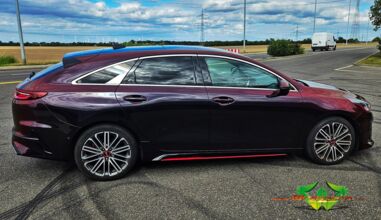 wrappsta.de-carwrapping-vollfolierung-kia_pro_ceed_rt-madeira__red-11.jpg