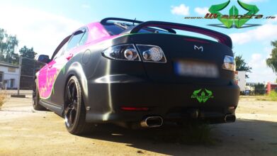 wrappsta.de_carwrapping-autofolierung_Mazda-6_pink_carbon_neongruen_11.jpg