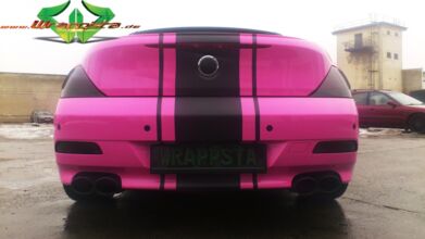wrappsta.de_carwrapping-autofolierung_bmw-6_rosa-schwarz-leder_10.jpg