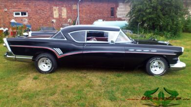 wrappsta.de_carwrapping-autofolierung_buick-roadmaster-1957_glanz-schwarz_10.jpg