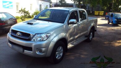 wrappsta.de_carwrapping-autofolierung_toyota-hilux_adac_02.jpg