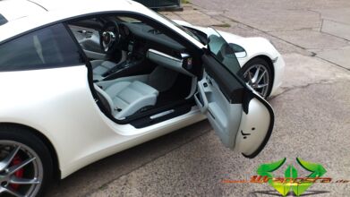wrappsta.de_carwrapping_porsche-911-carrera-coupe_satin-pearl-white_18.jpg