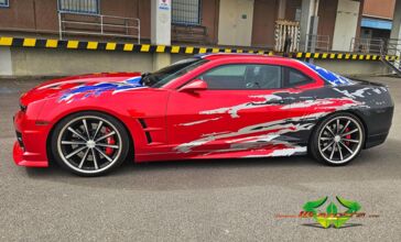 wrappsta.de-carwrapping-camaro-true_blood-blue_gem-white_pearl-metall_silver-06.jpg