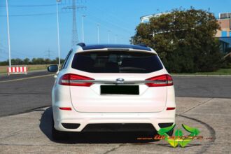 wrappsta.de-carwrapping-vollfolierung-ford_mondeo_st_line-matt_aurora_pearl-glanz_schwarz-09.jpg