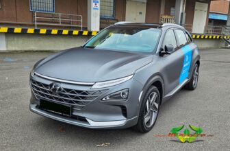 wrappsta.de-carwrapping-vollfolierung-hyundai_nexo-antrazith-werbedruck-03.jpg