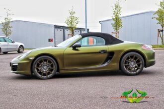 wrappsta.de-carwrapping-vollfolierung-porsche_boxter_xs-satin_metallic_hope_green-glanz_schwarz-incl_einstiege-04.jpg