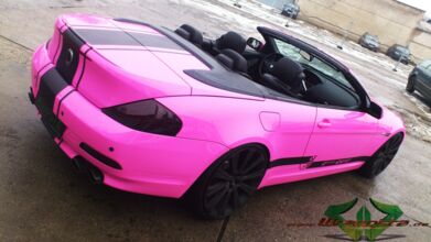 wrappsta.de_carwrapping-autofolierung_bmw-6_rosa-schwarz-leder_16.jpg