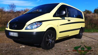 wrappsta.de_carwrapping-autofolierung_Mercedes-Vito_matt-schwarz_glanz-schwarz_02.jpg