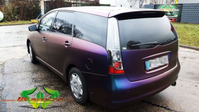 wrappsta.de_carwrapping-vollfolierung_mitsubishi-grandis-2005_rushing-riptide-cyan-purple_04.jpg