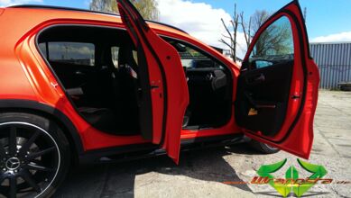 wrappsta.de_carwrapping_Mercedes-gla-amg_hot-rot-red_12.jpg