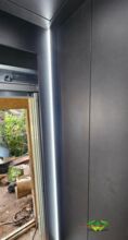 wrappsta.de-carwrapping-vollfolierung-aufzugskabine-lederoptik-07.jpg