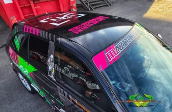 wrappsta.de-carwrapping-vollfolierung-mazda_323_f-digitaldruck-09.jpg
