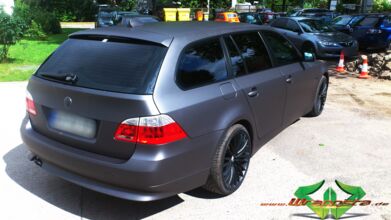 wrappsta.de_carwrapping-autofolierung_bmw-5_charcoal-matte-metallic_09.jpg
