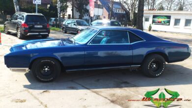 wrappsta.de_carwrapping-autofolierung_buick-riviera_dark-blue-metallic_04.jpg