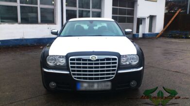 wrappsta.de_carwrapping-autofolierung_chrysler-300c_weiss-carbon_04.jpg